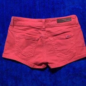 coral pink/ red vans of the wall jean shorts